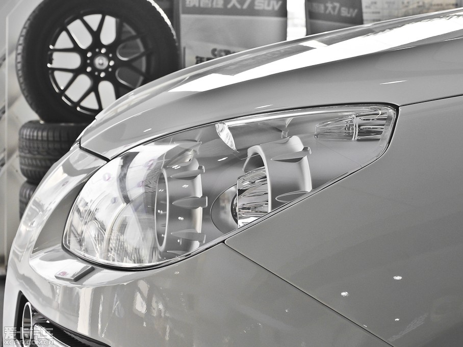 20137 SUV M(jn) 2.2T (q)