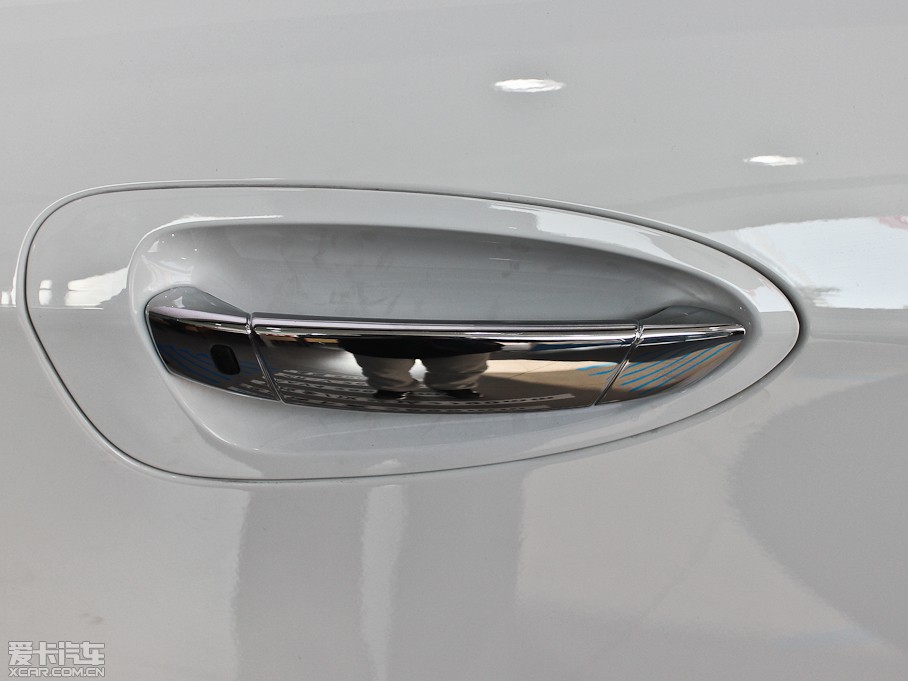 20137 SUV M 2.2T (q)