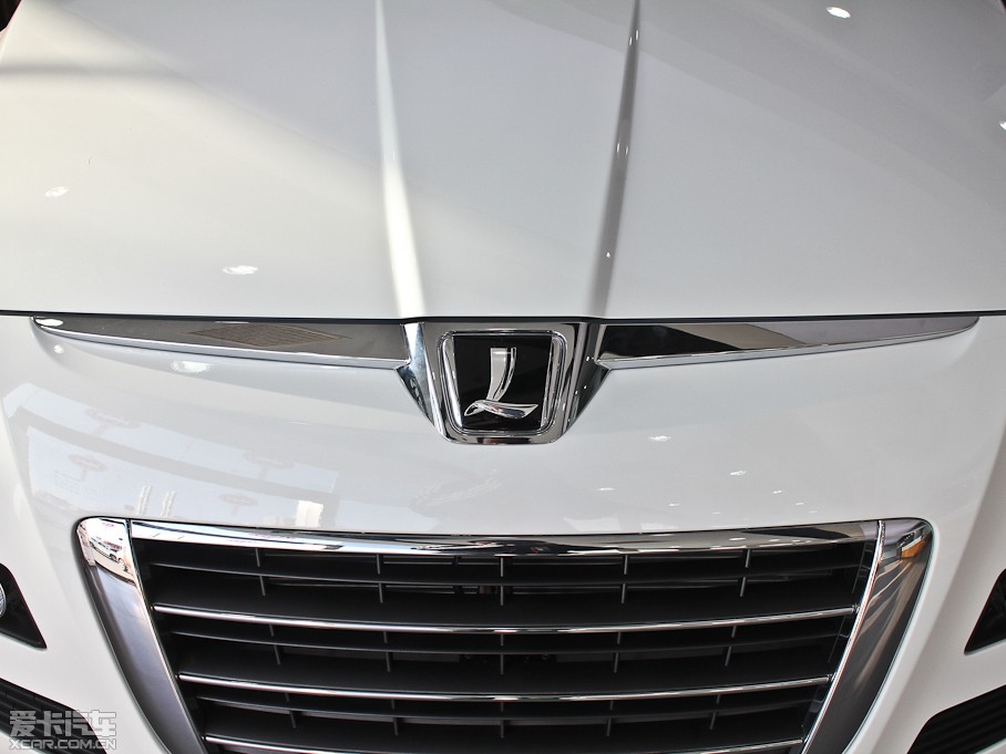 20137 SUV M 2.2T (q)