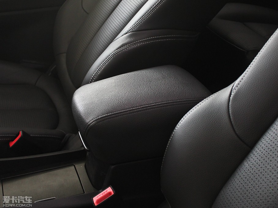 20137 SUV M 2.2T (q)