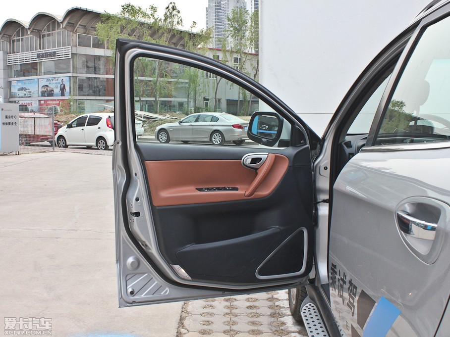 20137 SUV M(jn) 2.2T (q)Ş