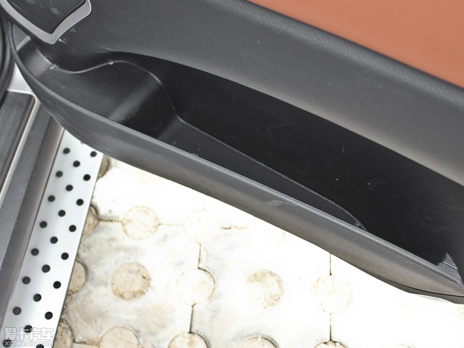 20137 SUV M(jn) 2.2T (q)Ş