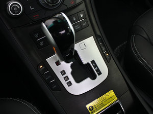 2013款进化版 2.2T 四驱智尊型 换挡杆