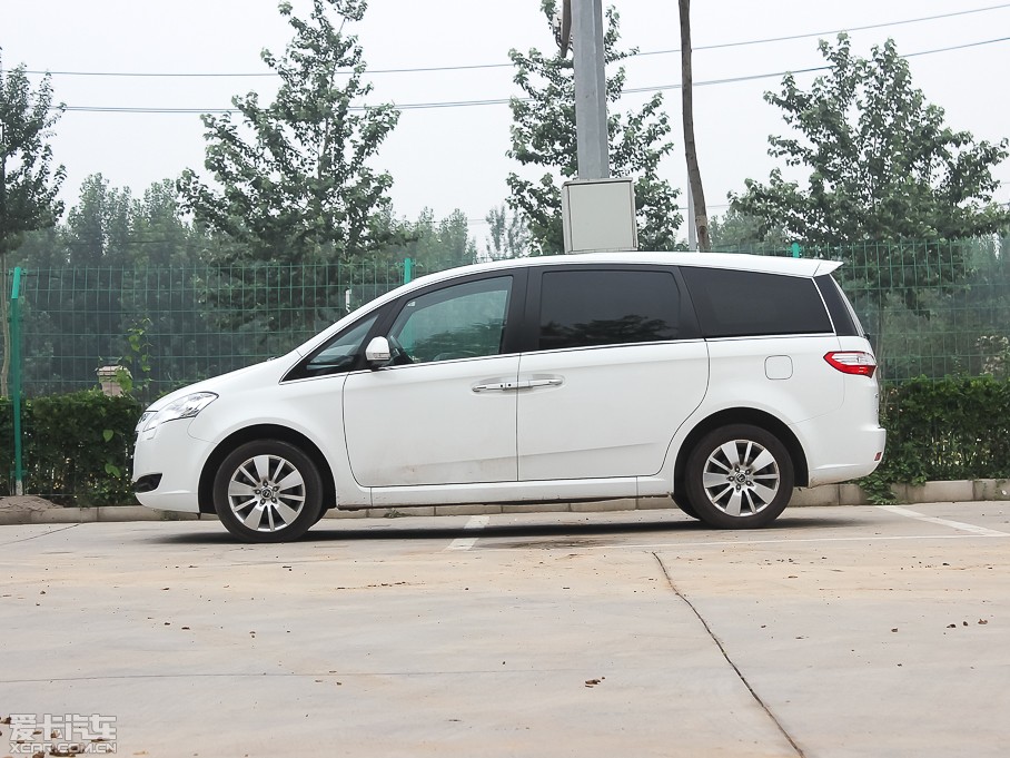 20137 MPV 2.0T 