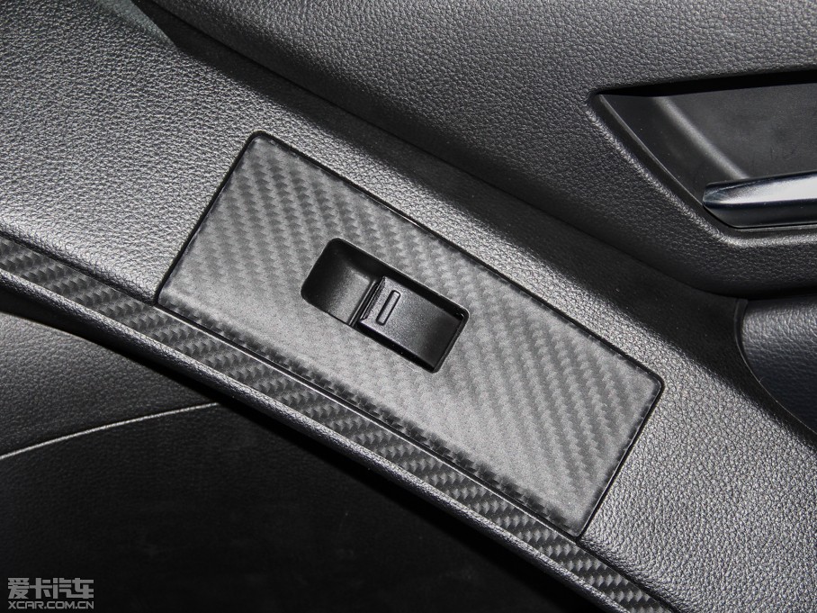 2014(yu)6 SUV 1.8T r(sh)а