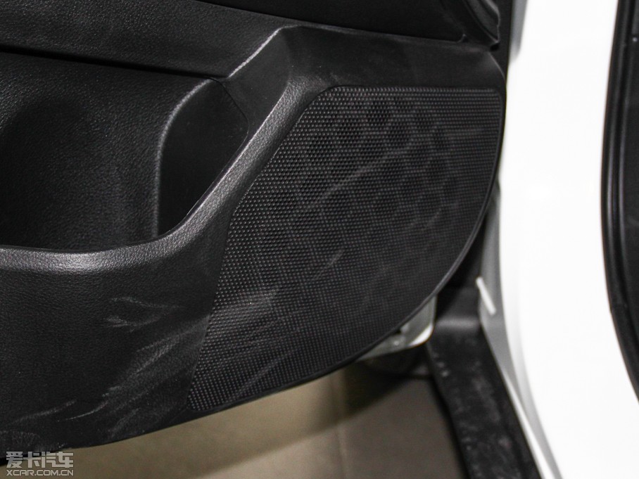 2014(yu)6 SUV 1.8T r(sh)а