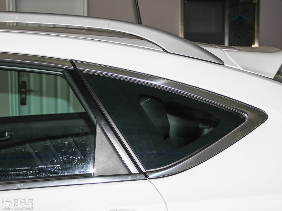 2014(yu)6 SUV 1.8T r(sh)а