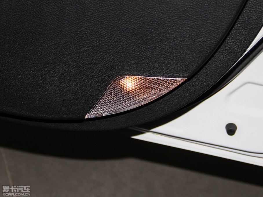 2014(yu)6 SUV 1.8T r(sh)а