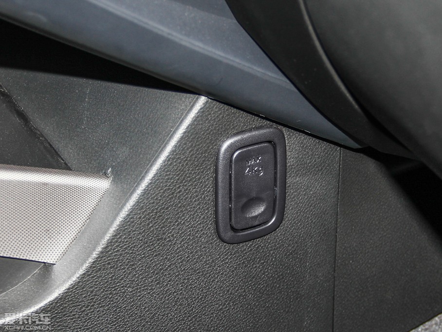 2014(yu)6 SUV 1.8T r(sh)а