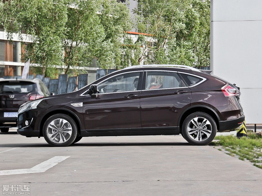 2014(yu)6 SUV 2.0T Ş