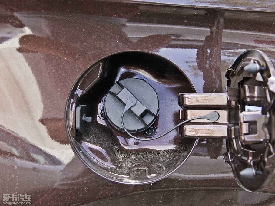 2014(yu)6 SUV 2.0T Ş