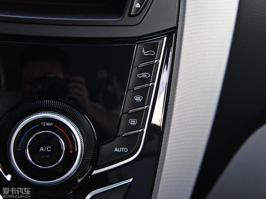 2014(yu)6 SUV 2.0T Ş