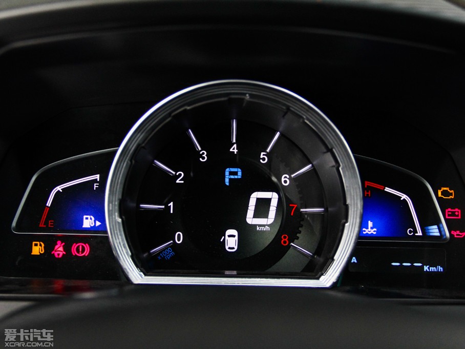 2014(yu)6 SUV 2.0T 