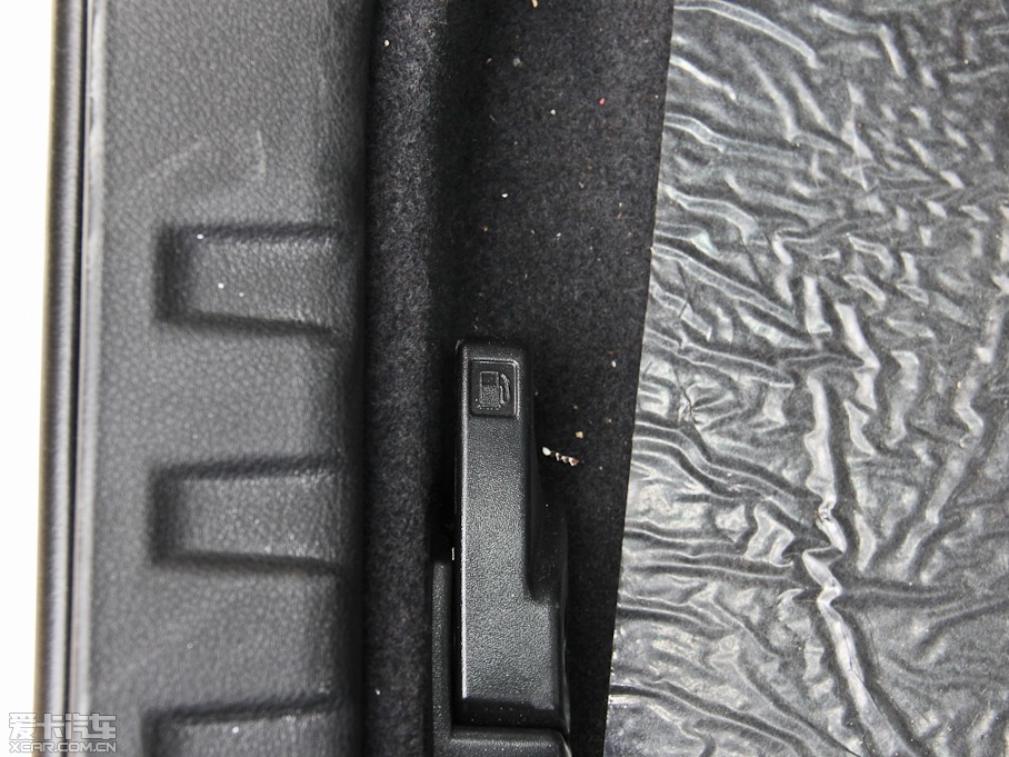 2014(yu)6 SUV 1.8T r(sh)а