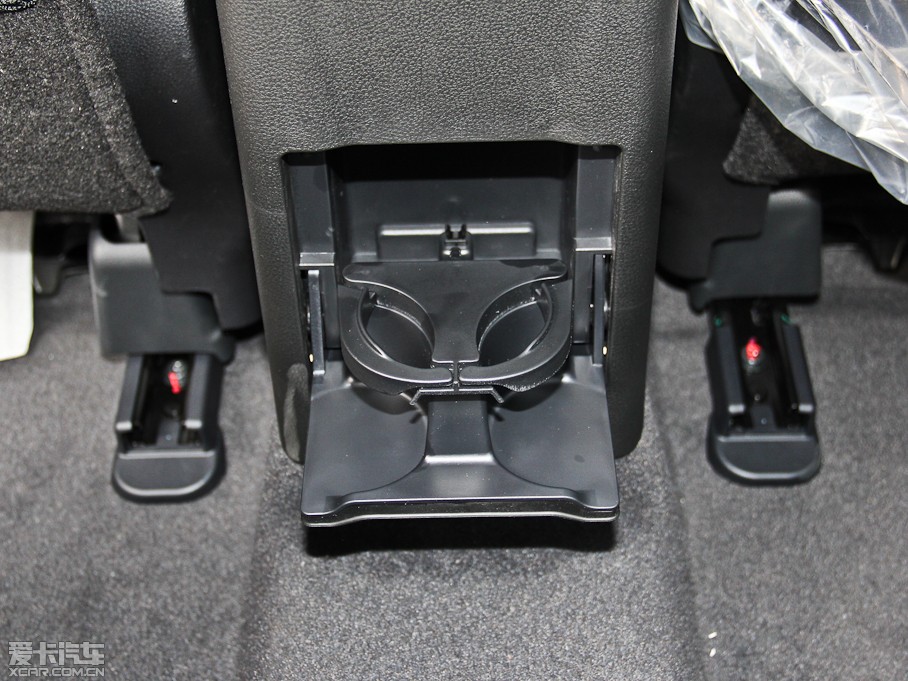 2014(yu)6 SUV 1.8T r(sh)а