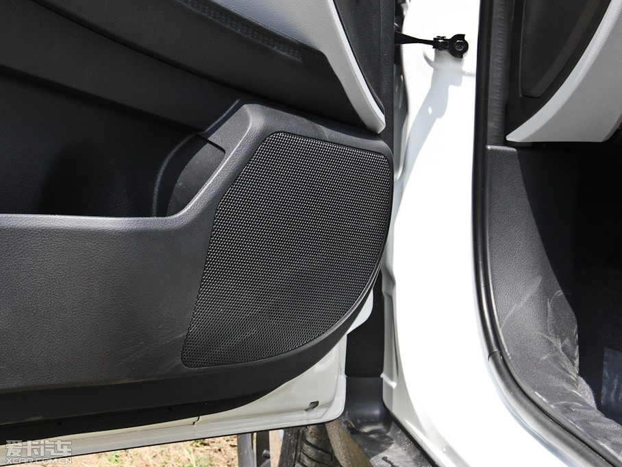 2014(yu)6 SUV 1.8T r(sh)а