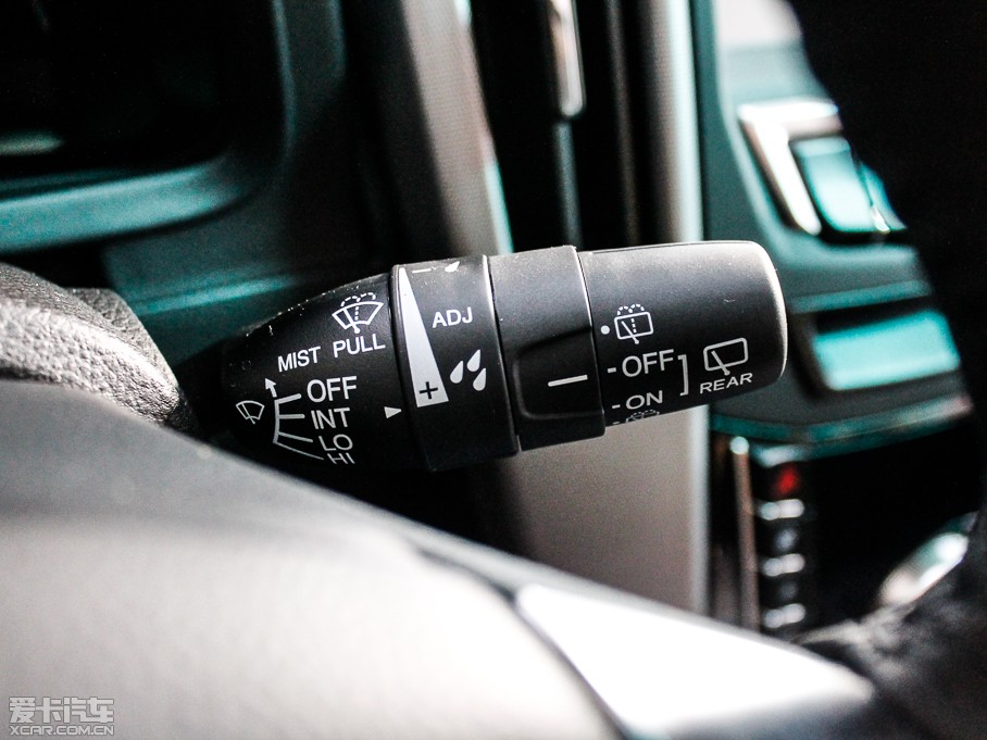 2014(yu)6 SUV 2.0T r(sh)а