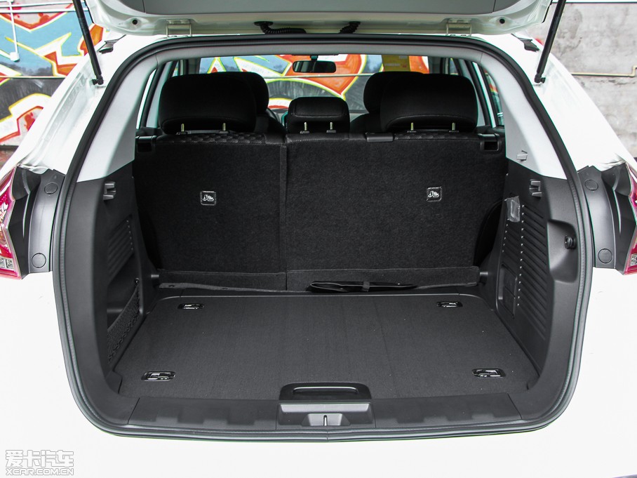 2014(yu)6 SUV 1.8T 