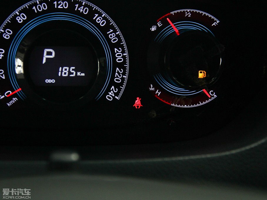 20147 SUV 2.2T (q)Ş