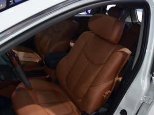 2014款2.2T 两驱智慧版 空间座椅