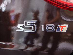2014款荣耀导航版 1.8T 手动经典型 细节外观