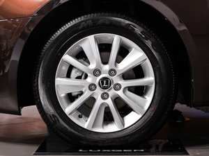 2014款荣耀导航版 1.8T 手动经典型 细节外观