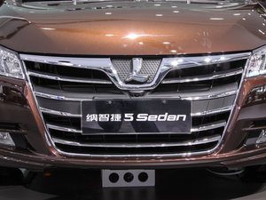 2014款荣耀导航版 1.8T 手动经典型 细节外观
