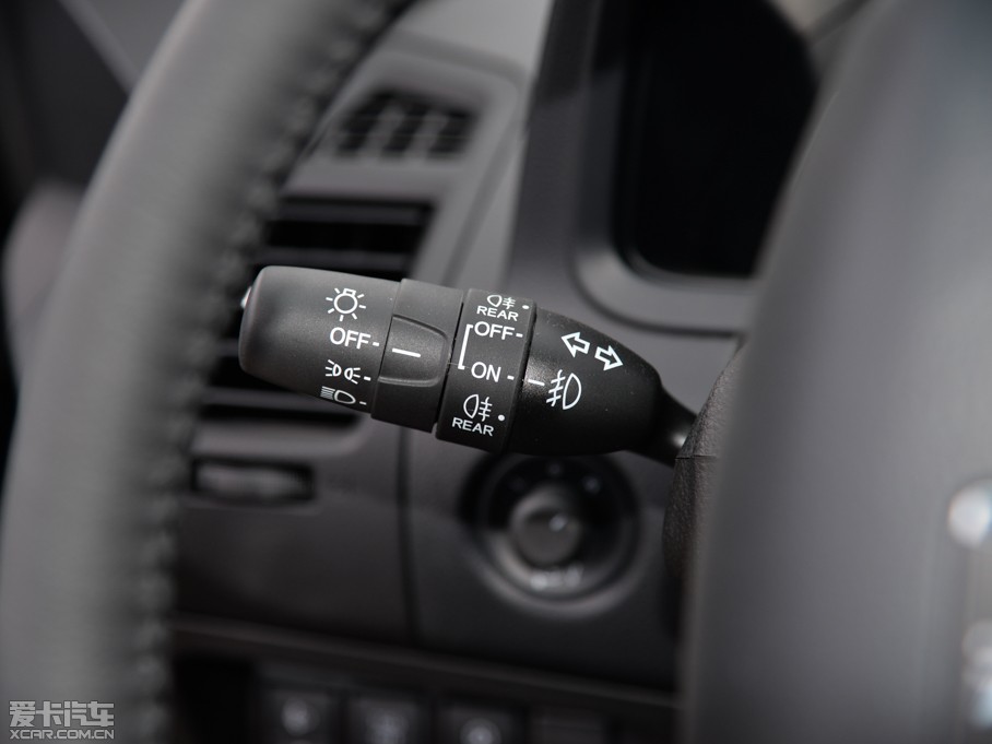 2015(yu)6 SUV 1.8T Ԅ(dng)r(sh)