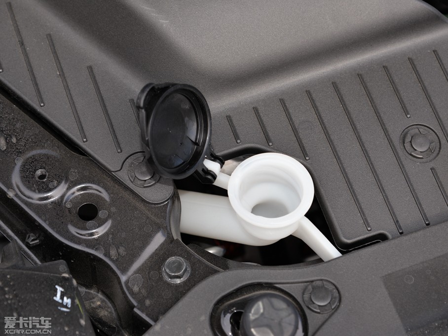 2015(yu)6 SUV 1.8T Ԅӕr