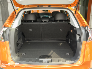 納智捷2015款優(yōu)6 SUV