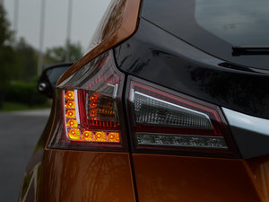 2015款1.8T 自动智尊型 细节外观
