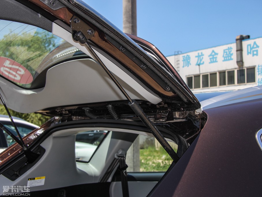 20157 SUV 2.2T (q)Ş