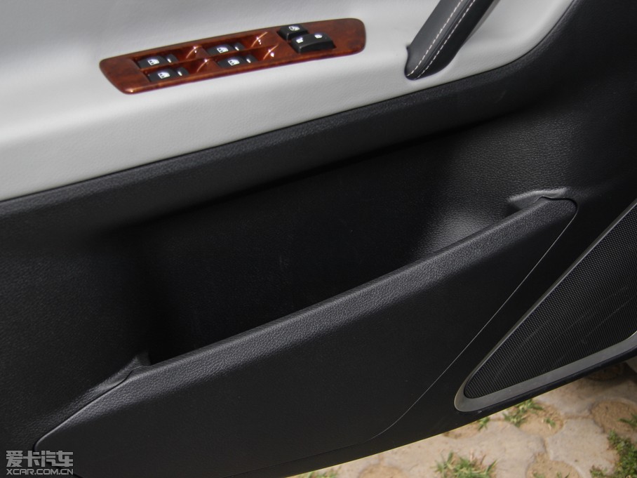 20157 SUV 2.2T (q)Ş