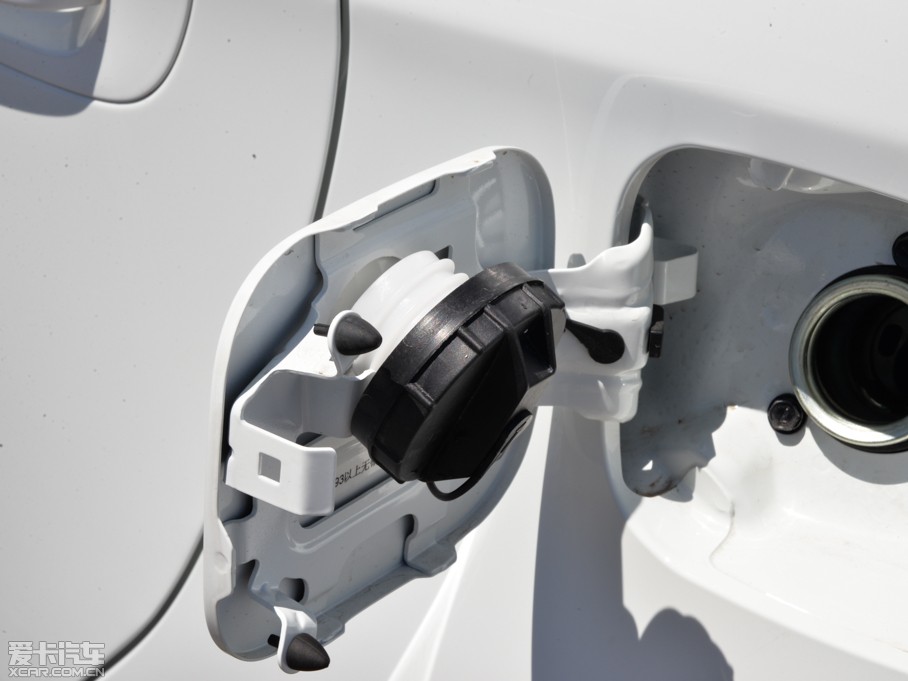 20157 SUV 2.2T (q)Ş