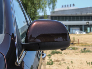 2015款2.2T 四驱旗舰型 后视镜