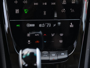 20152.2T (q)Ş {(dio){(dio)(ji)