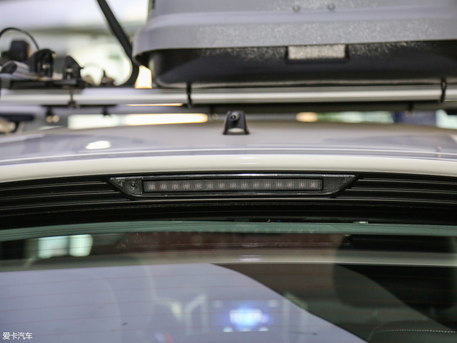 2017(yu)6 SUV 1.8T ԄӿƼֵ