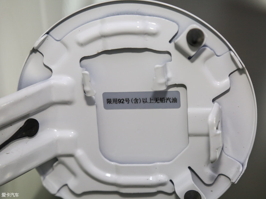 2017(yu)6 SUV 1.8T Ԅ(dng)Ƽֵ