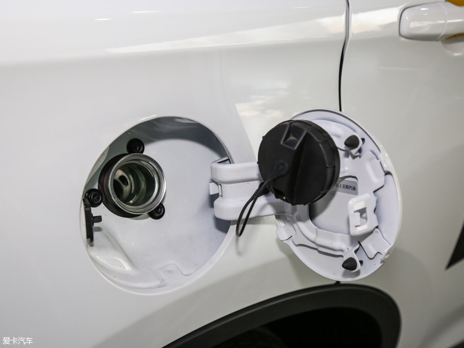 20176 SUV 1.8T ԄӿƼֵ