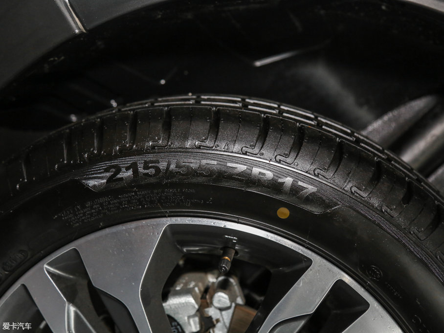 2017(yu)6 SUV 1.8T Ԅ(dng)Ƽֵ