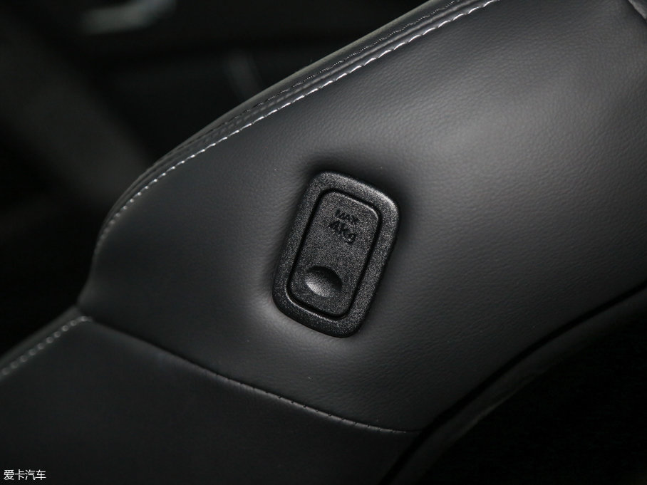 2017(yu)6 SUV 1.8T ԄӿƼֵ