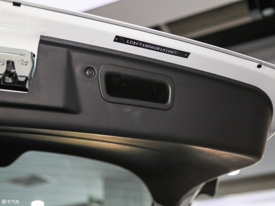 20176 SUV 1.8T ԄӿƼֵ