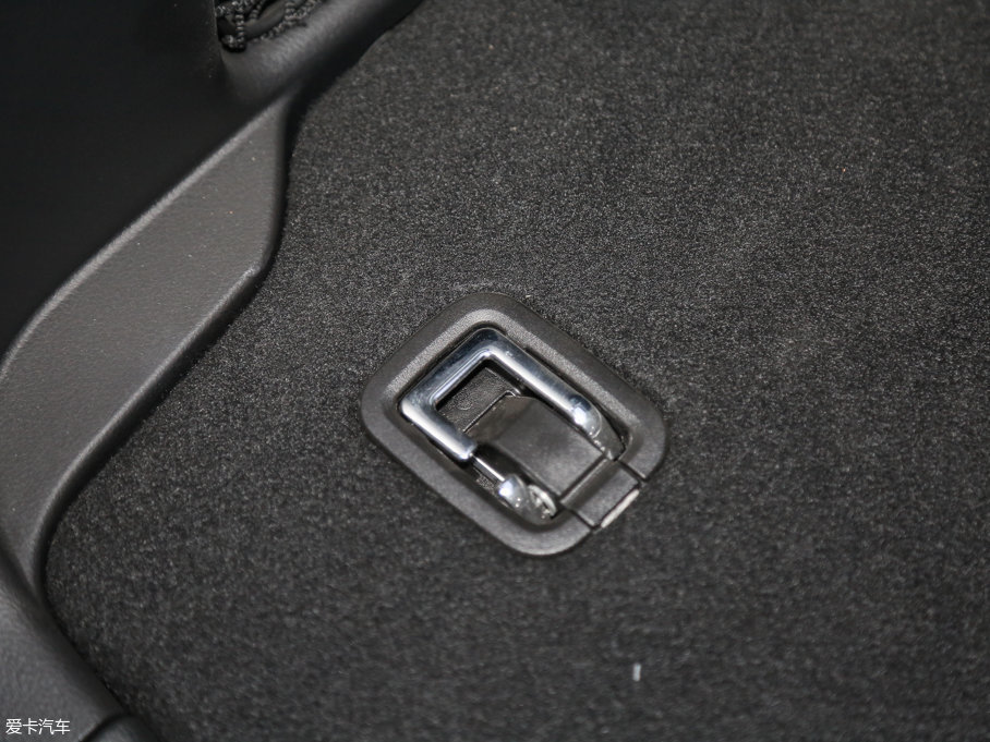 2017(yu)6 SUV 1.8T ԄӿƼֵ