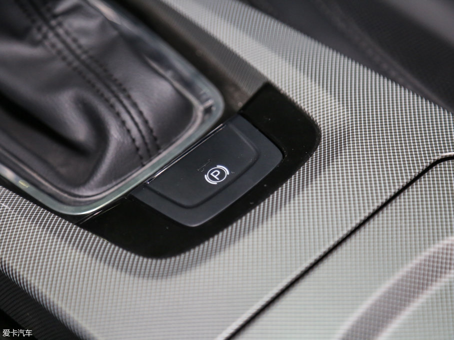 20176 SUV 1.8T ԄӿƼֵ