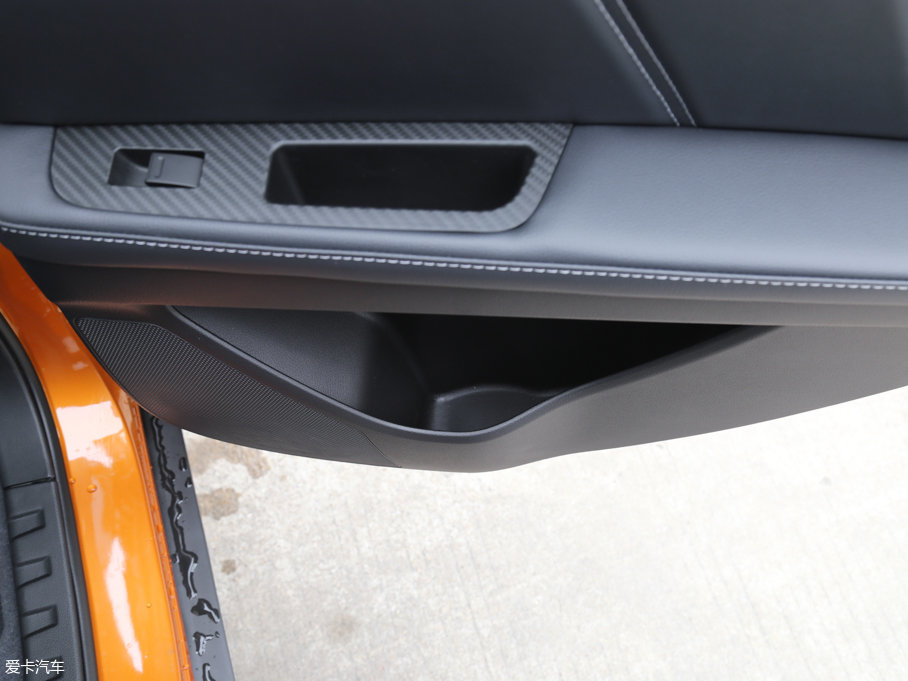 2017(yu)6 SUV Ŀ 1.6T ԄŞ