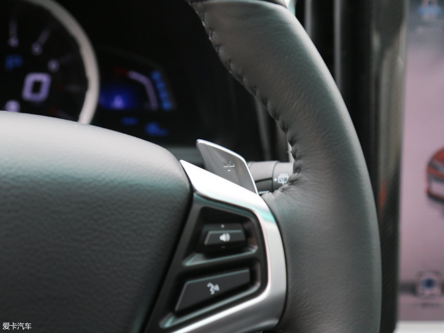 2017(yu)6 SUV Ŀ 1.6T Ԅ(dng)Ş