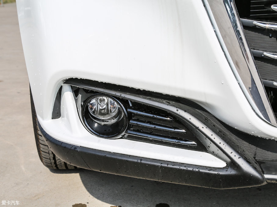 2017(yu)6 SUV Ŀ 1.6T Ԅ(chung)