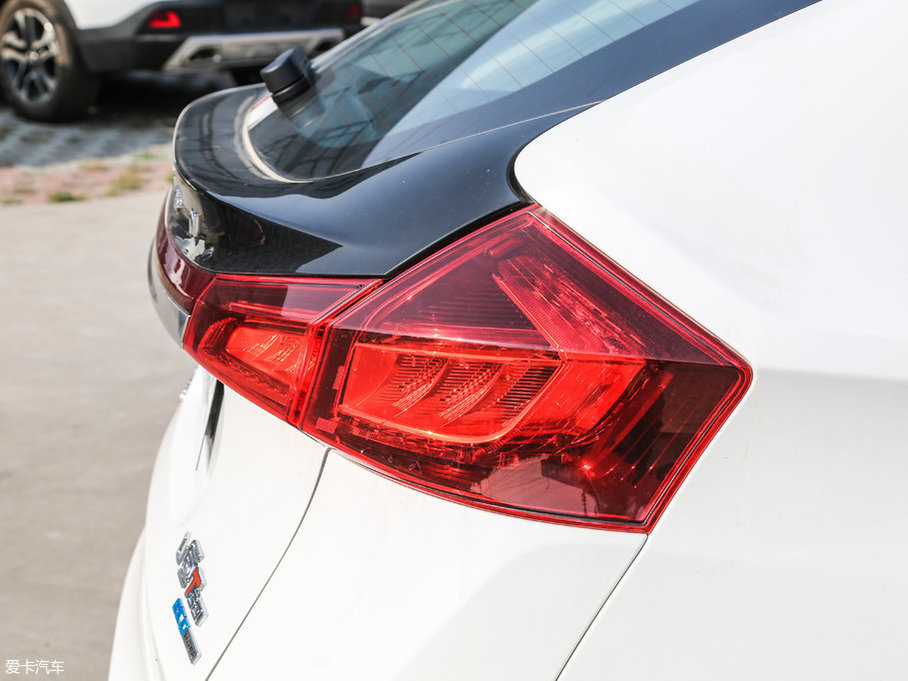 20176 SUV Ŀ 1.6T Ԅ