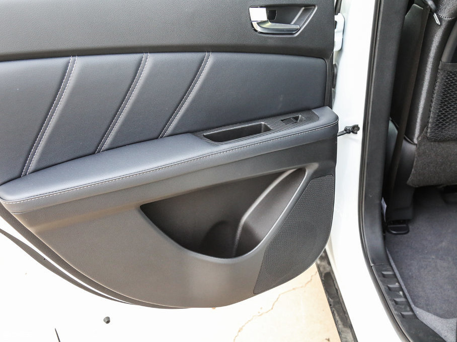 20176 SUV Ŀ 1.6T Ԅ