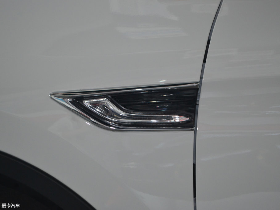 2017(yu)6 SUV Ŀ 1.6T Ԅӕr